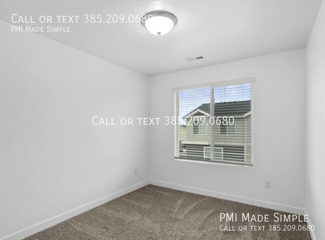 Building Photo - 1107 E Hatch Row