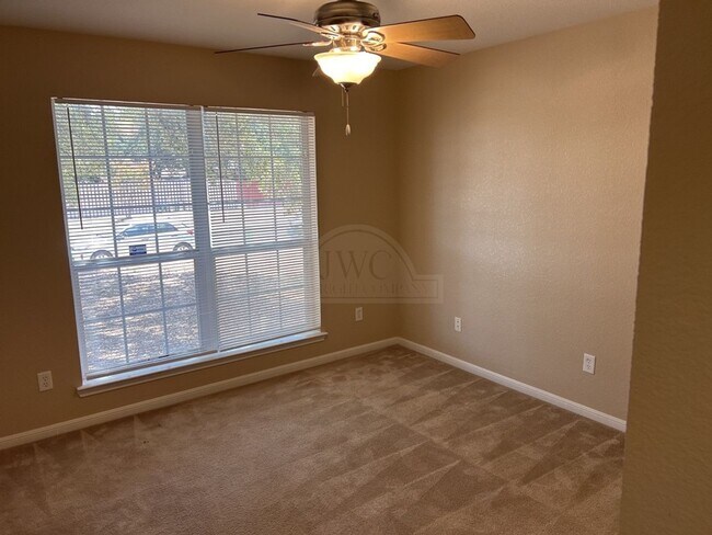 Building Photo - 334 Nolan Ridge Dr