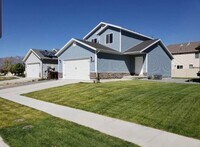 Building Photo - 2349 Jim Bridger Dr