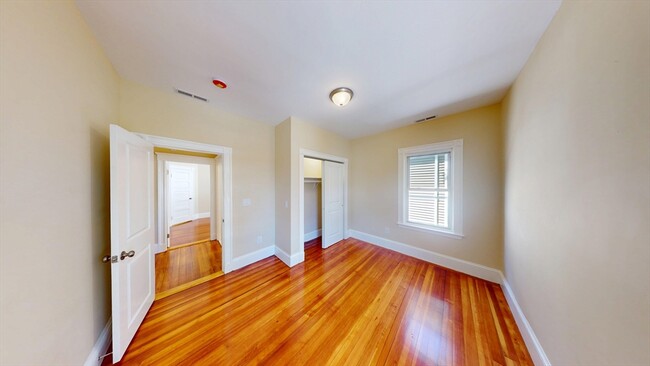 Building Photo - 27 Champney St