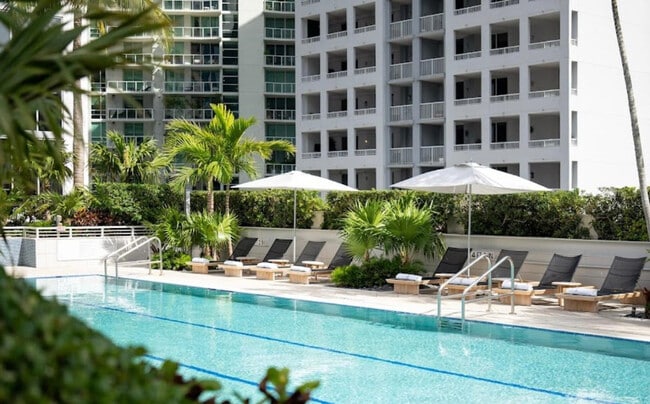Building Photo - 1395 Brickell Ave
