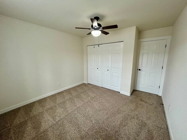 Building Photo - 938-940 Boardwalk Ave #14375