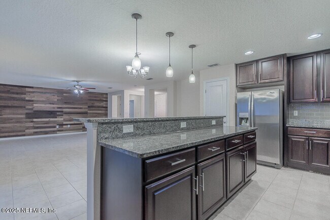 Building Photo - 2143 Chandlers Walk Ln