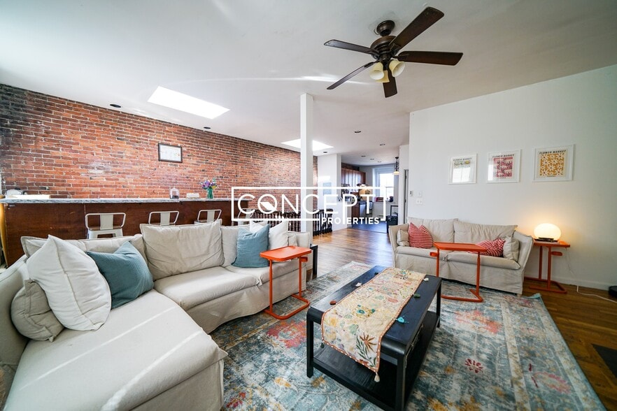 Building Photo - 486 Massachusetts Ave