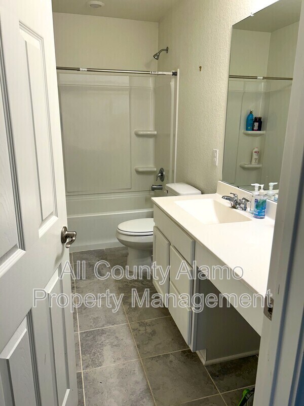 Building Photo - 4584 Klein Meadows