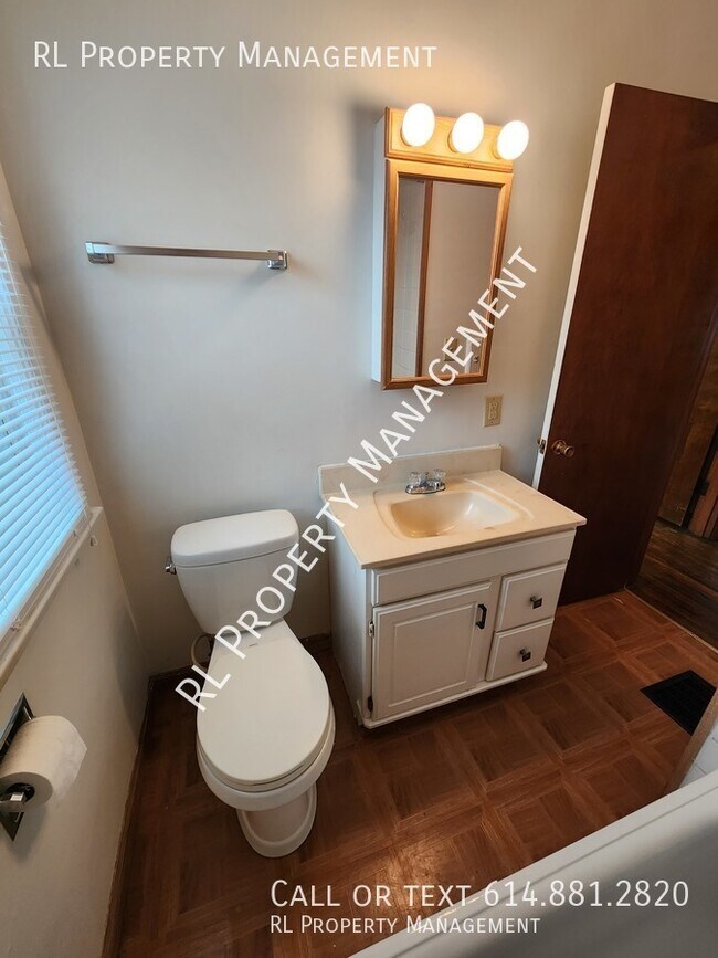 Building Photo - WAIVED APPLICATION FEES WITH SIGNED LEASE!...