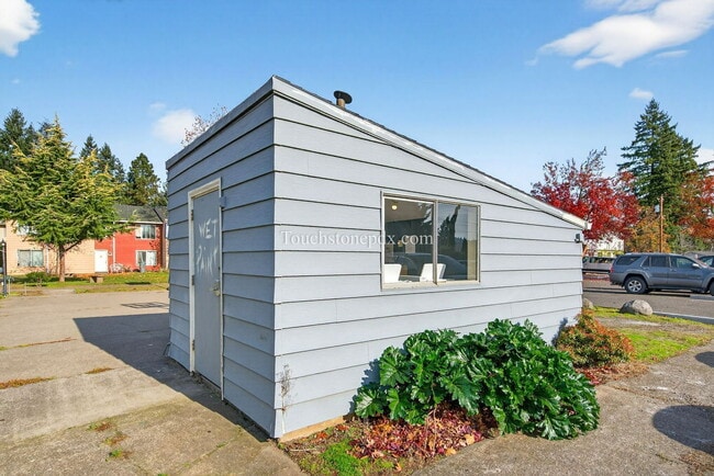 Building Photo - 2429 SE 135th Ave