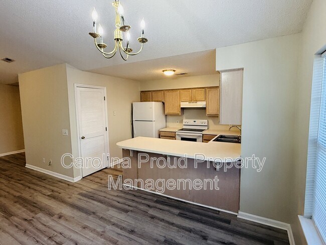 Building Photo - 2932 Mulberry Ln