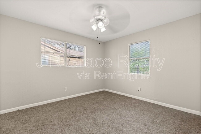 Building Photo - 4404 Pecan Ln