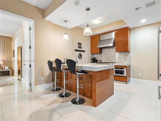 Building Photo - 9705 Collins Ave