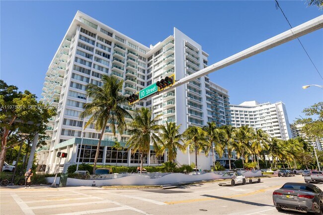 Building Photo - 1000 West Ave