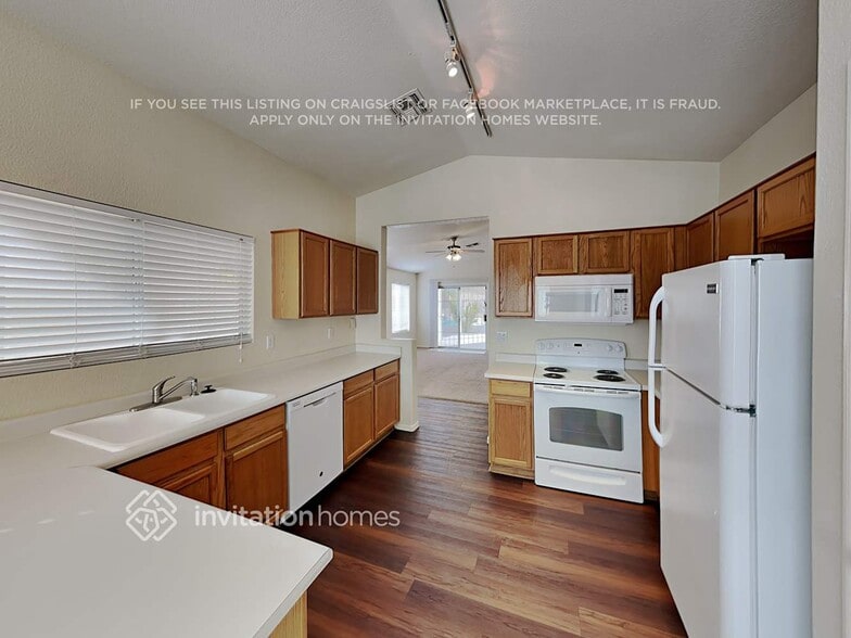 Building Photo - 24229 N 35th Dr