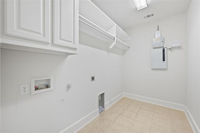 Building Photo - 447 Dry Canyon Dr