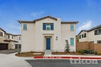 Building Photo - 31614 Dwight Dr
