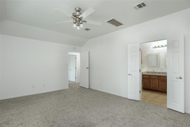 Building Photo - 17909 Maxa Dr