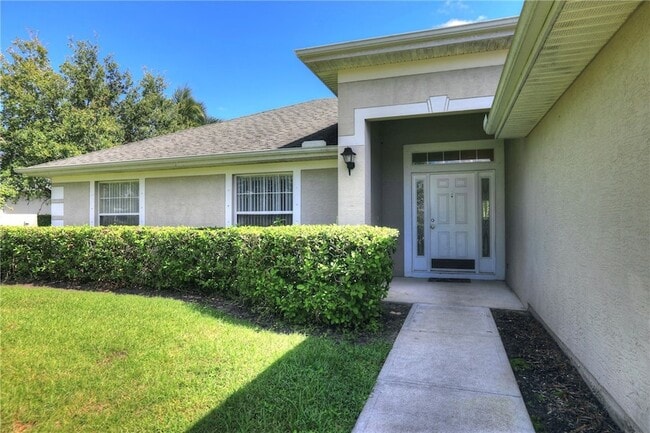 Building Photo - 113 Drake Way