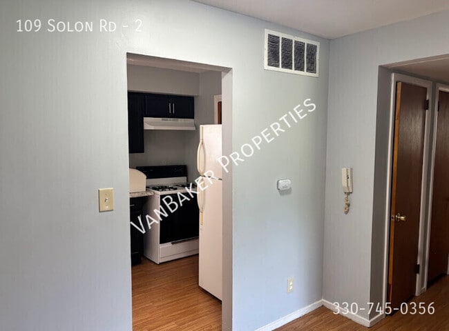 Building Photo - 109 Solon Rd