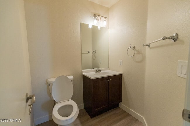 Building Photo - 4368 W Wahalla Ln