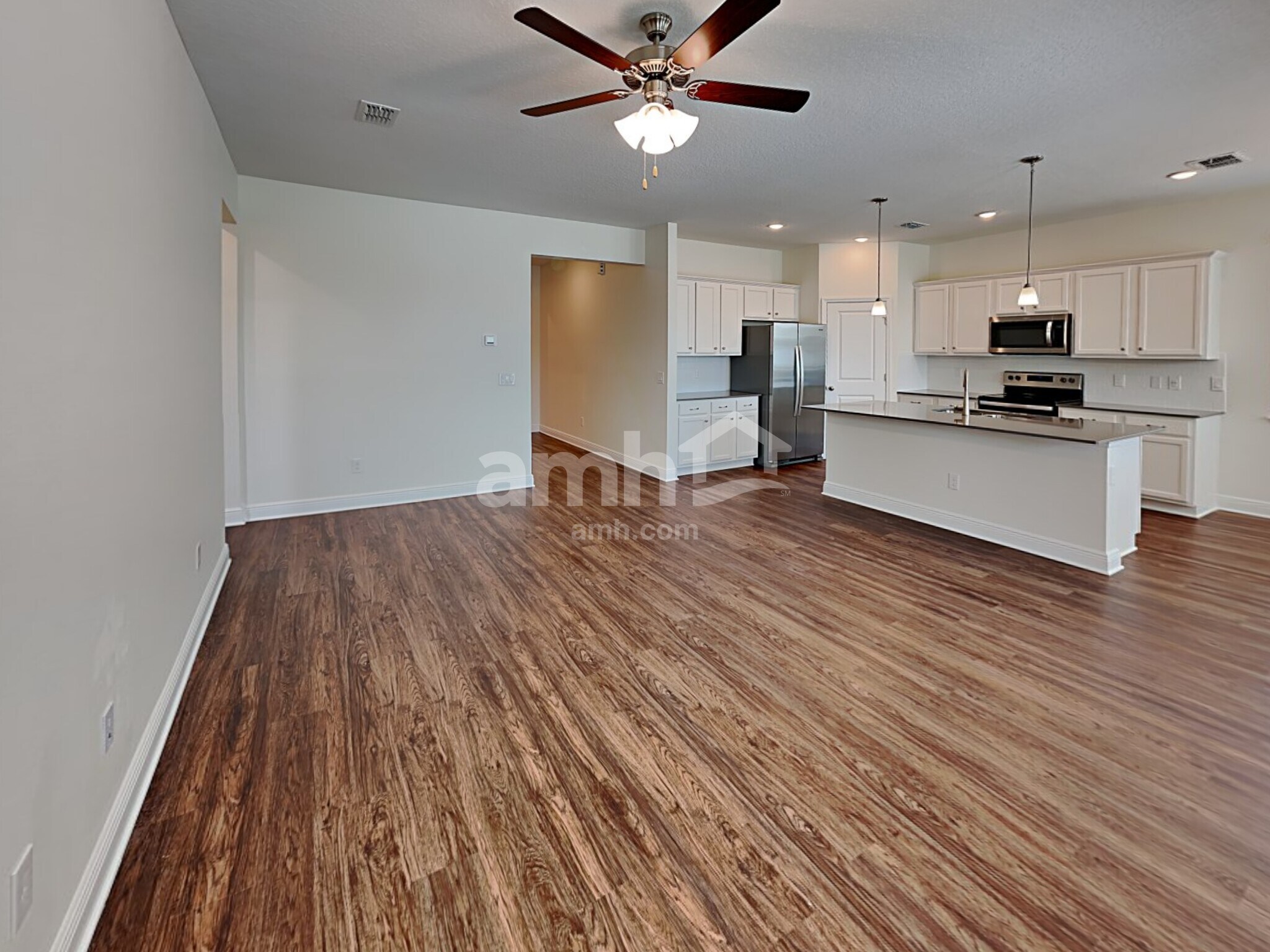 Building Photo - 1149 Sky Lks Dr