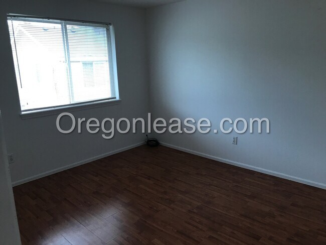 Building Photo - 3725 Westleigh St