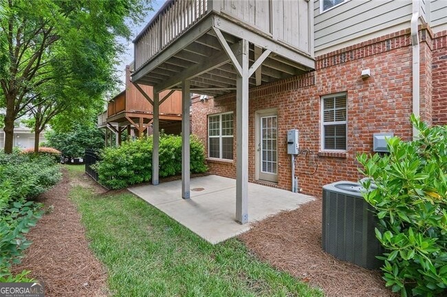 Building Photo - 366 Ardmore Ct NW