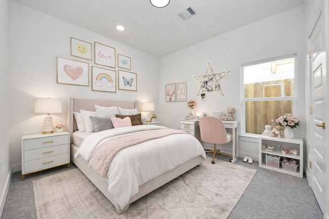 Building Photo - 8125 Cabot St