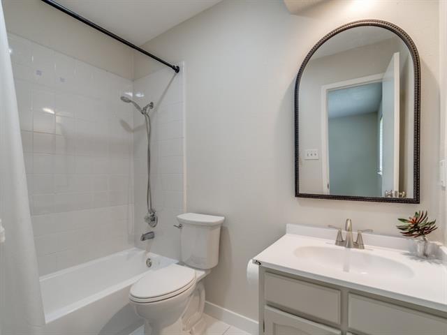 Building Photo - 1108 Briar Ct