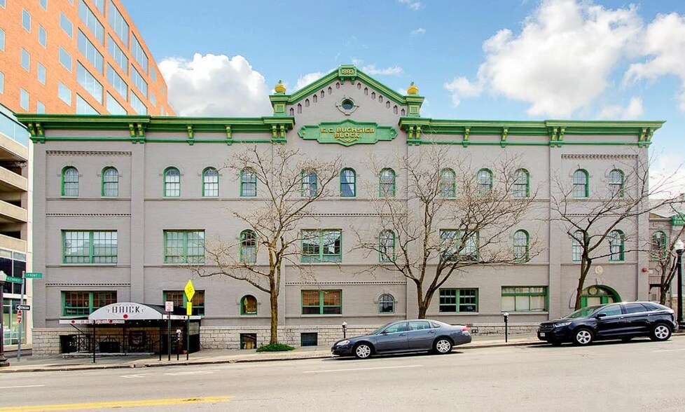 Building Photo - 51 W Blenkner St