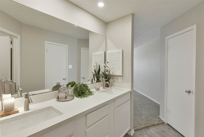 Building Photo - 7211 Fuchsia Ln