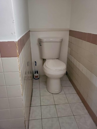 Basement bathroom - 1131 W 17th St