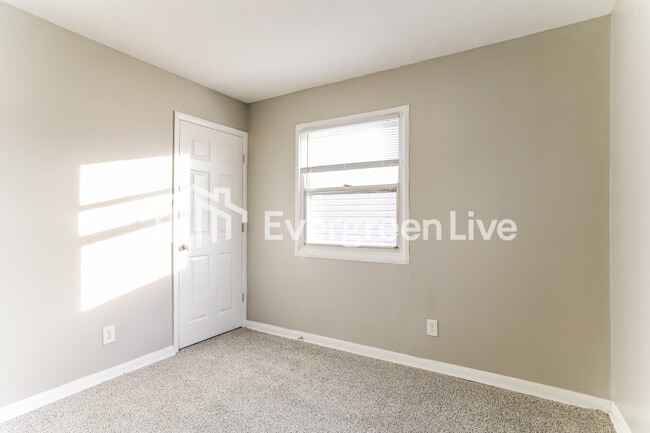 Building Photo - 1309 Woodnell Ave