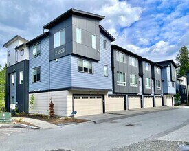 Building Photo - Great Townhome for rent