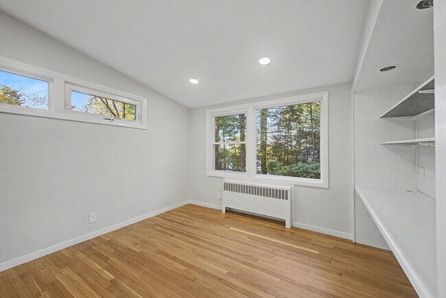 Building Photo - 36 Harmony Hill