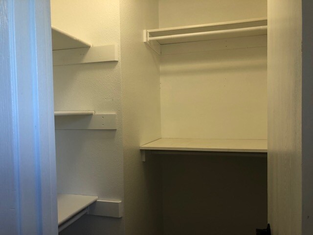 Building Photo - 2110 Frances St