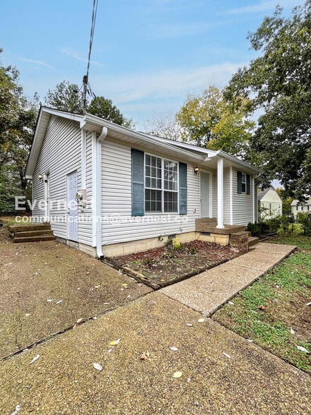 Building Photo - 3241 New Towne Rd