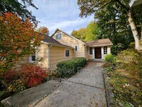 Building Photo - 10309 NW Thompson Rd