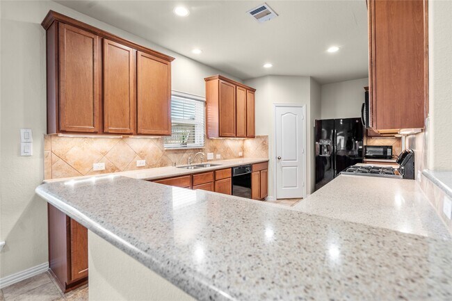 Building Photo - 12725 Pirate Bend Dr