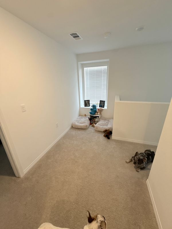 Building Photo - 2448 Powell Dr