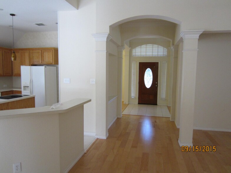 Building Photo - 7016 Randall Way