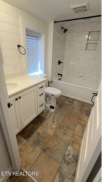 Building Photo - 167 Garden Rd