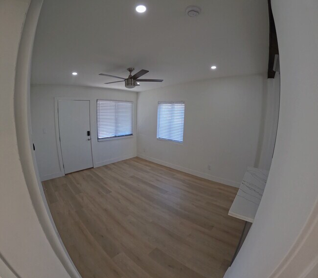 Building Photo - 221 E Tonto St