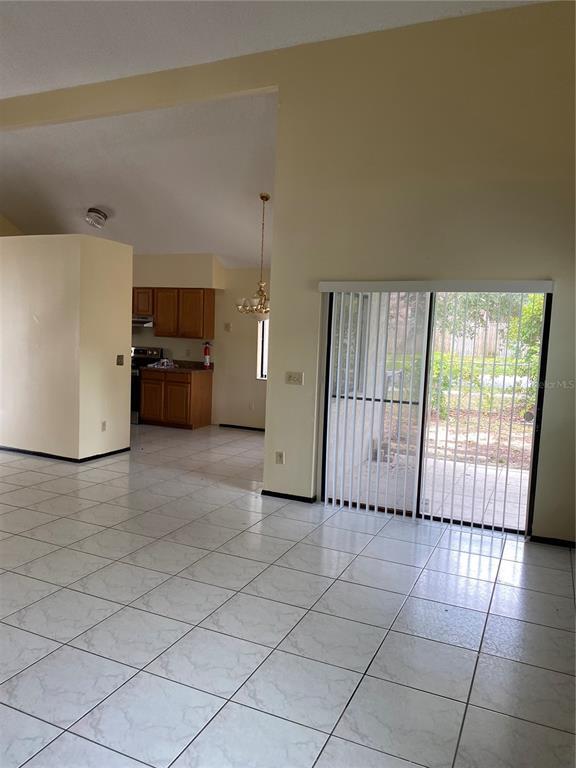 Building Photo - 7415 Radiant Cir