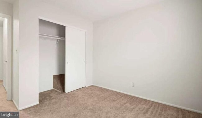 Building Photo - 158 Wyndham Pl