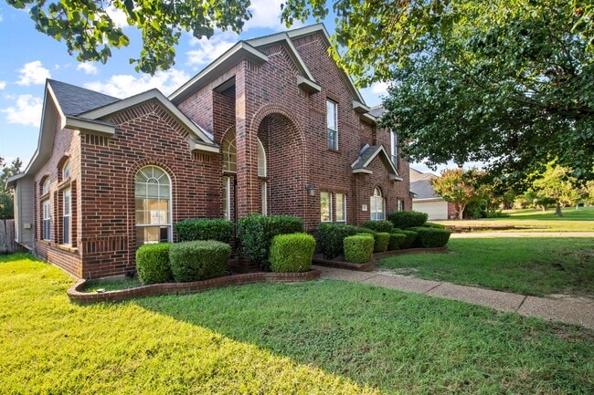 Building Photo - Stunning 4-Bedroom Rental Home with office...