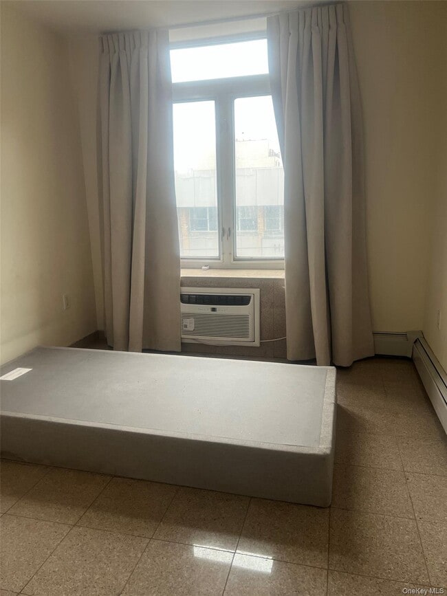 Building Photo - 35-21 Farrington St