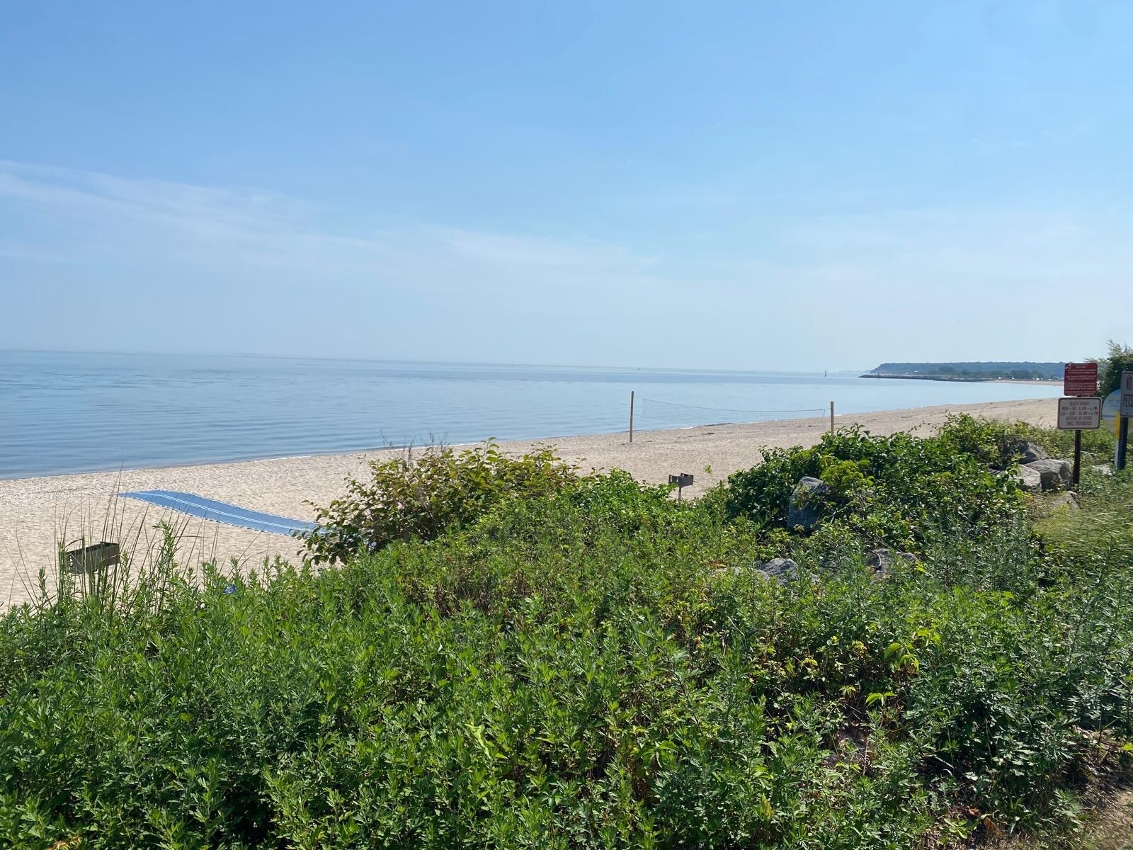 Local residents only beach - 145 Oakwood Rd