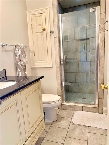 Building Photo - 523 Dumaine St