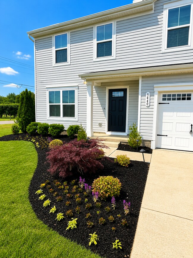 Building Photo - Like-New 4BR Home in Christiana | Open Floor Plan + Large Backyard!