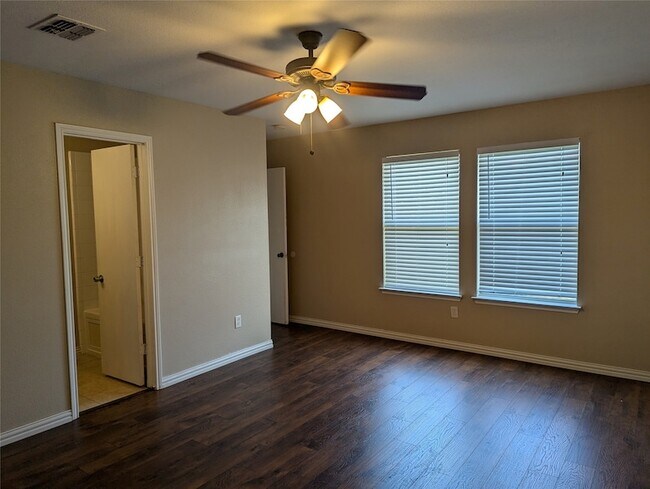 Building Photo - 8820 Wagon Trail