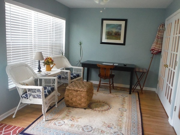 Building Photo - 182 Seville Dr